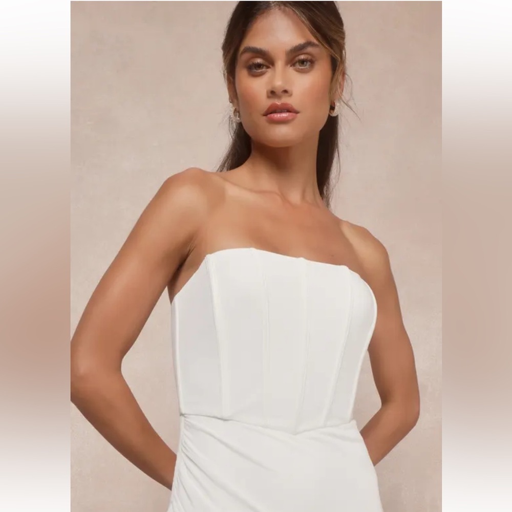 Strapless White Evening Gown with Front Slit - Picture 3 of 13